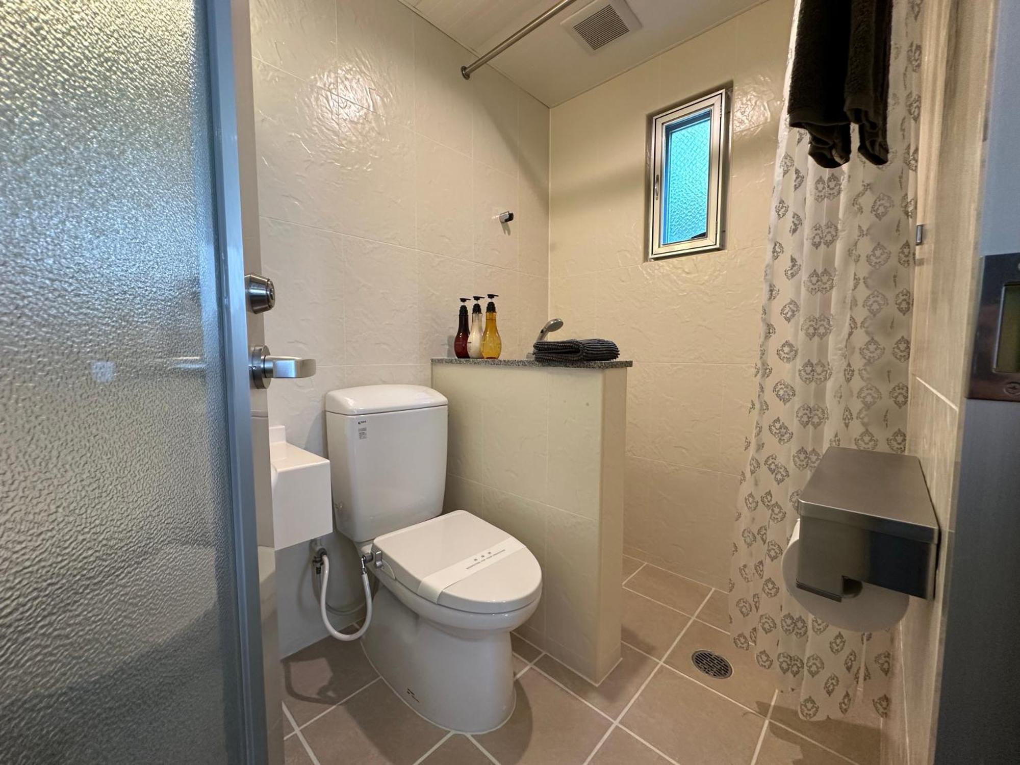 Apartamento White Reef Uruma Exterior foto