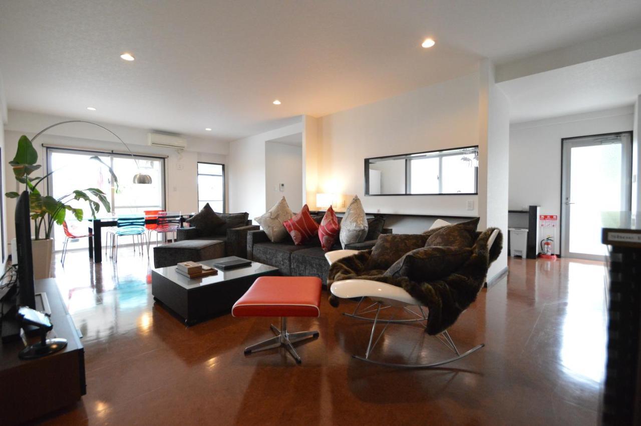 Apartamento White Reef Uruma Exterior foto